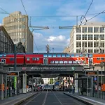 Homely Berlin - Chic Flat, City View, Subway, Cafe, River